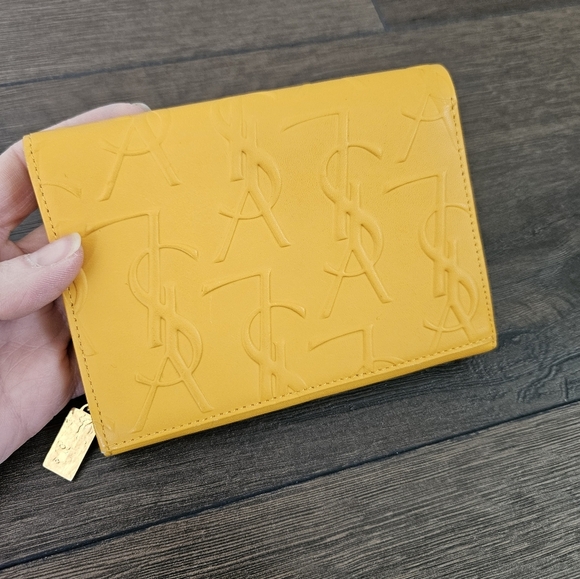 Vintage Yves Saint Laurent Yellow Folded Embossed Leather Wallet - MINT - Picture 2 of 15